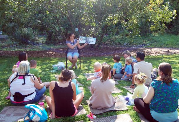 reading-at-the-resource-center