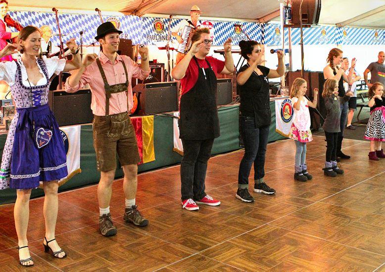 oaks-park-chicken-dance-778x551